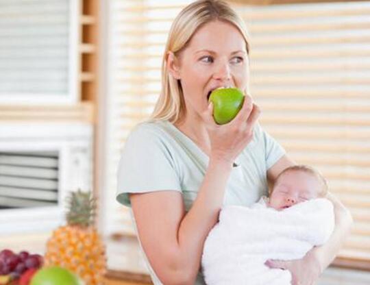 哺乳期饮食和营养指导 哺乳期妈妈这样吃既营养又增加奶量！