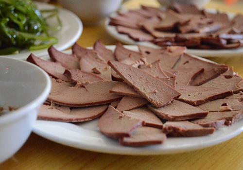 痛风能吃动物内脏吗（痛风不能吃动物内脏吗）