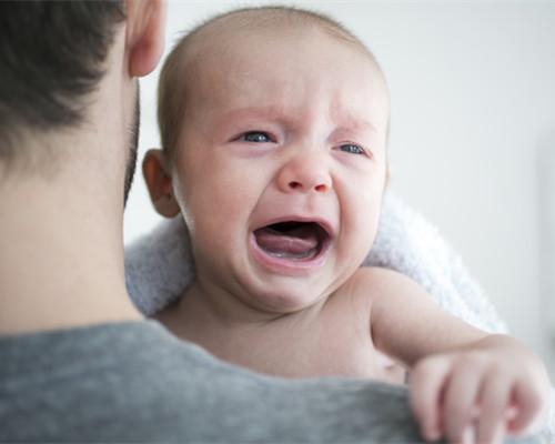 新生儿养育知识（新生儿喂养知识大全）