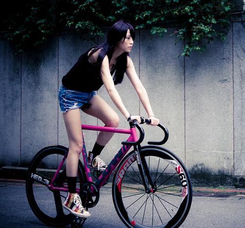骑自行车减肥多久见效 骑自行车多长时间减肥效果好