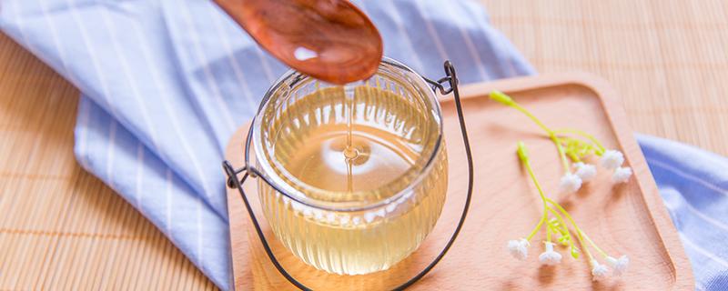 一勺蜂蜜兑多少水合适 蜂蜜水什么时候喝最好