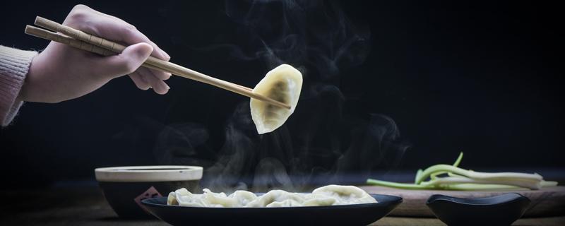 冬至吃蒸饺还是水饺 立冬吃水饺还是冬至吃水饺