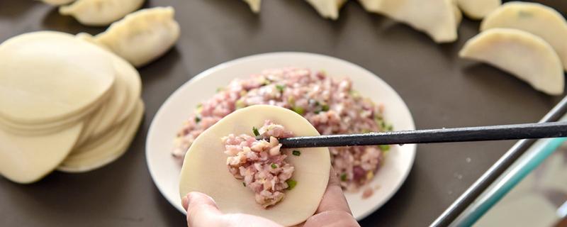 饺子馅要不要炒熟