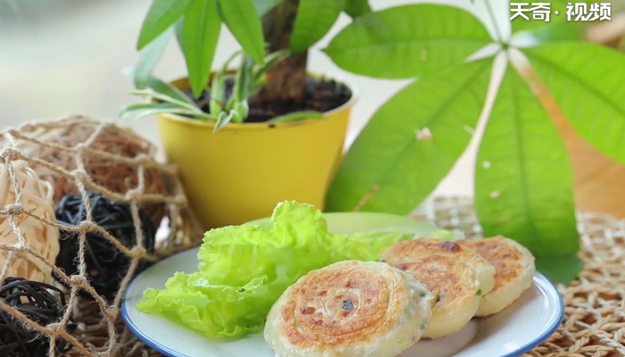 葱油饼的家常做法 葱油饼怎么做