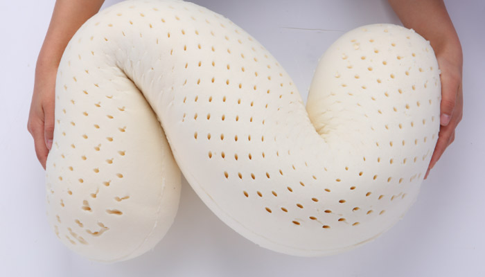 u型护颈枕的正确枕法 u型护颈枕的使用方法