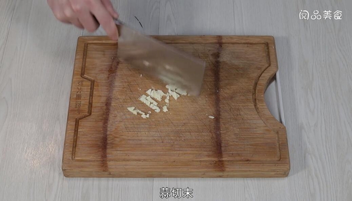 炒茼蒿杆的家常做法 炒茼蒿杆怎么做