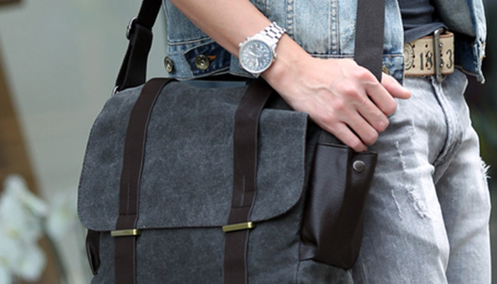 斜挎包怎么背好看男生 男生斜挎包怎么背好看 斜挎包怎么背好看男生 男生斜挎包怎么背好看