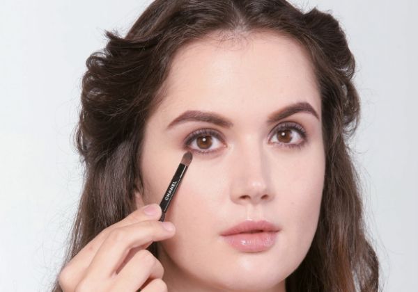 画眼影需要什么刷子 画眼影刷子有哪些