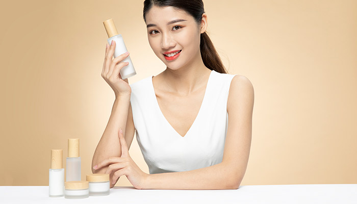 黛珂水乳精华眼霜使用顺序 黛珂水乳精华眼霜使用顺序是什么 黛珂水乳精华眼霜使用顺序 黛珂水乳精华眼霜使用顺序是什么