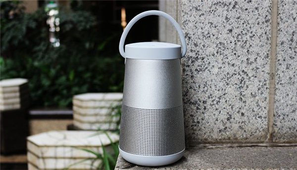 SoundLink Revolve蓝牙音响怎么断开或重新连接设备