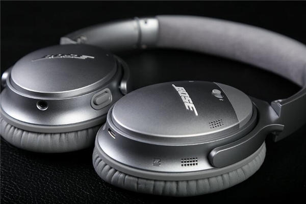 bose qc35二代按键使用说明