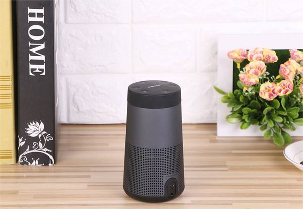 SoundLink Revolve蓝牙音响怎么在派对和立体声模式中切换