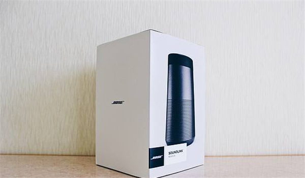 SoundLink Revolve蓝牙音响怎么开启派对模式