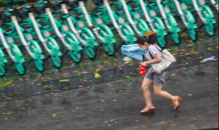 关于台风的搞笑说说 台风的搞笑说说