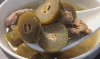 咸橄榄炖瘦肉的功效（咸橄榄炖瘦肉有什么功效）