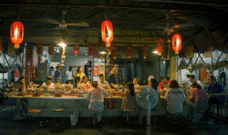 逛夜市的朋友圈的说说 逛夜市的朋友圈的说说怎么写