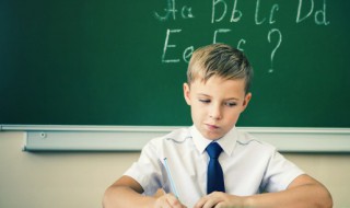 男孩英文怎么写 我的男孩英文怎么写