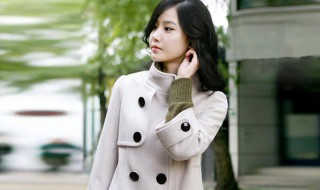 短大衣配裙子方法 短大衣怎么搭