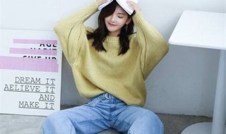 浅蓝八分裤搭配方法 八分蓝色阔腿裤怎么搭配