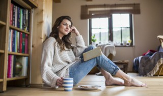 牛仔裤穿法小技巧 牛仔裤的穿法