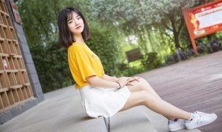 高中女生打扮技巧（高中女生打扮技巧视频）