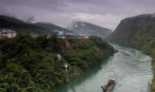 亚洲流经国家最多的国际河流是（亚洲流经国家最多的国际河流是什么河）