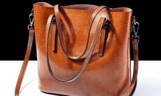 托特包搭配技巧（托特包搭配什么衣服）