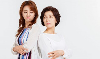 五十岁女人的穿衣技巧 五十岁女人的穿衣技巧图片