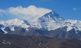 珠穆朗玛峰高度约多少米（珠穆朗玛峰高度约多少米?）