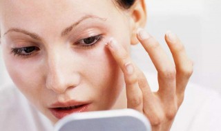 补水喷雾什么时候用（化妆补水喷雾什么时候用）