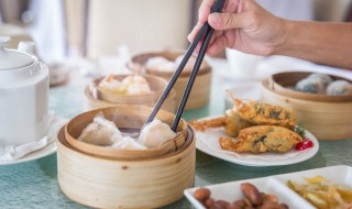 超市买的冻饺子能否蒸 超市买的速冻饺子可以蒸着吃吗