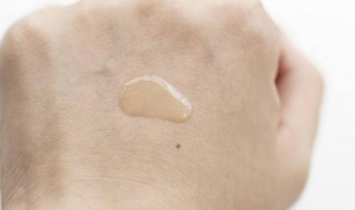 精华液和精华乳哪个先用（精华乳和乳液先用哪一个）