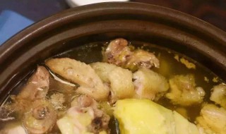 榴莲煲鸡汤的做法（榴莲壳煲鸡汤的做法）