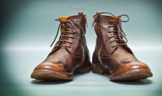 油蜡皮和牛皮区别（油蜡皮和牛皮区别图片）