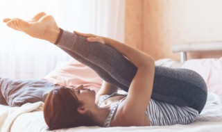 女人梦见自己出轨是什么意思（女人梦见自己出轨是什么意思被老公现）