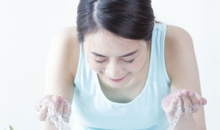 浴盐可以洗脸吗?（浴盐可以洗脸吗怎么洗）