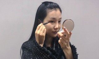 为什么化妆和不化妆差别很大（为什么化妆和不化妆差别很大呀）