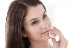 女生油性皮肤该如何保养 女生油性皮肤该如何保养呢