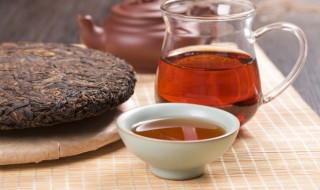 秋天喝茶的好处和坏处（秋天喝茶叶有什么好处）