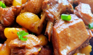 鸭肉和葡萄能一起吃吗（鸭肉和葡萄能一起吃吗早餐）
