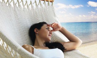 晒太阳的好处和坏处 夏天晒太阳的好处和坏处