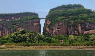 龙虎山旅游攻略（龙虎山旅游攻略二日游）