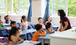 孔夫子搬家歇后语下一句是什么 千里送鹅毛的歇后语