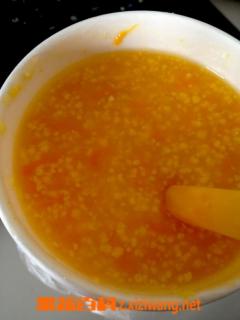 南瓜玉米粥的做法 南瓜玉米粥的做法和功效1周岁小孩可以食南瓜玉米粥吗?