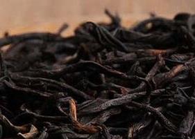 坦洋工夫红茶的功效与作用 坦洋工夫红茶的功效与作用保质期