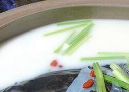 鱼头豆腐汤怎么做（鱼头豆腐汤怎么做好吃又简单）
