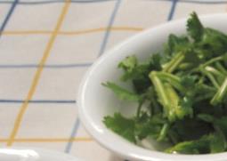 扒蟹黄鱼翅材料和做法 蟹黄炒鱼翅