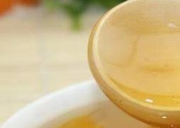 土蜂蜜的作用与功效（云南土蜂蜜的作用与功效）