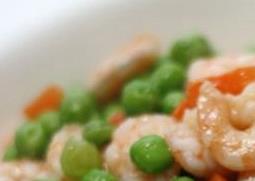 青豆虾仁的做法（速冻青豆虾仁的做法）