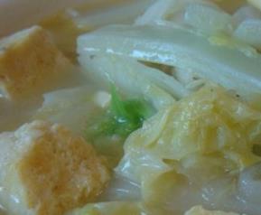 白菜炖冻豆腐如何做好吃（白菜炖冻豆腐如何做好吃窍门）